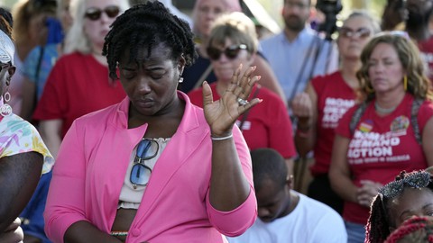 Heartbroken families: Leaders speak after Jacksonville shooting